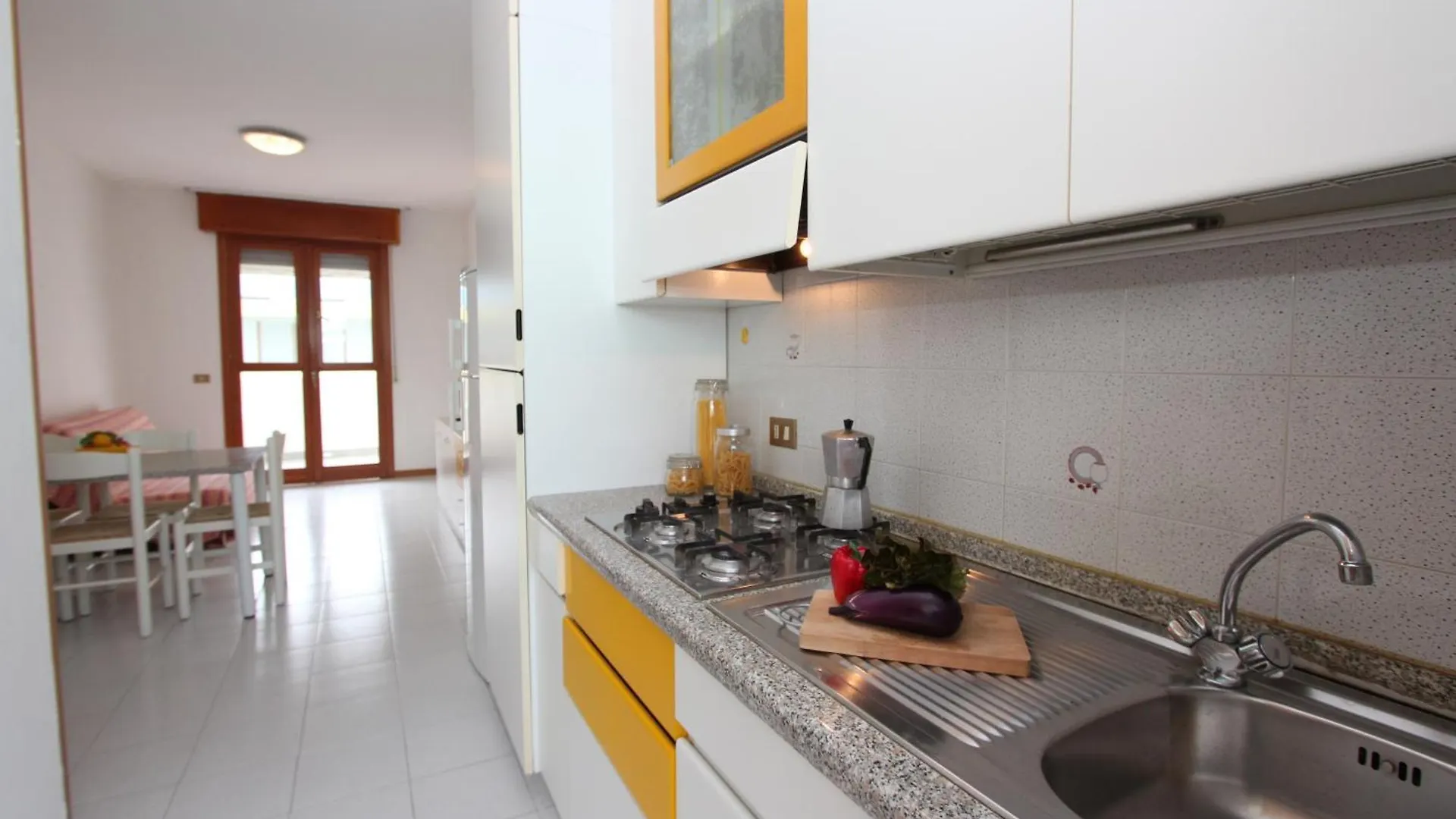 Апартаменты Delightful Seaside Flat With Ac - Beahost Бибионе 0*,