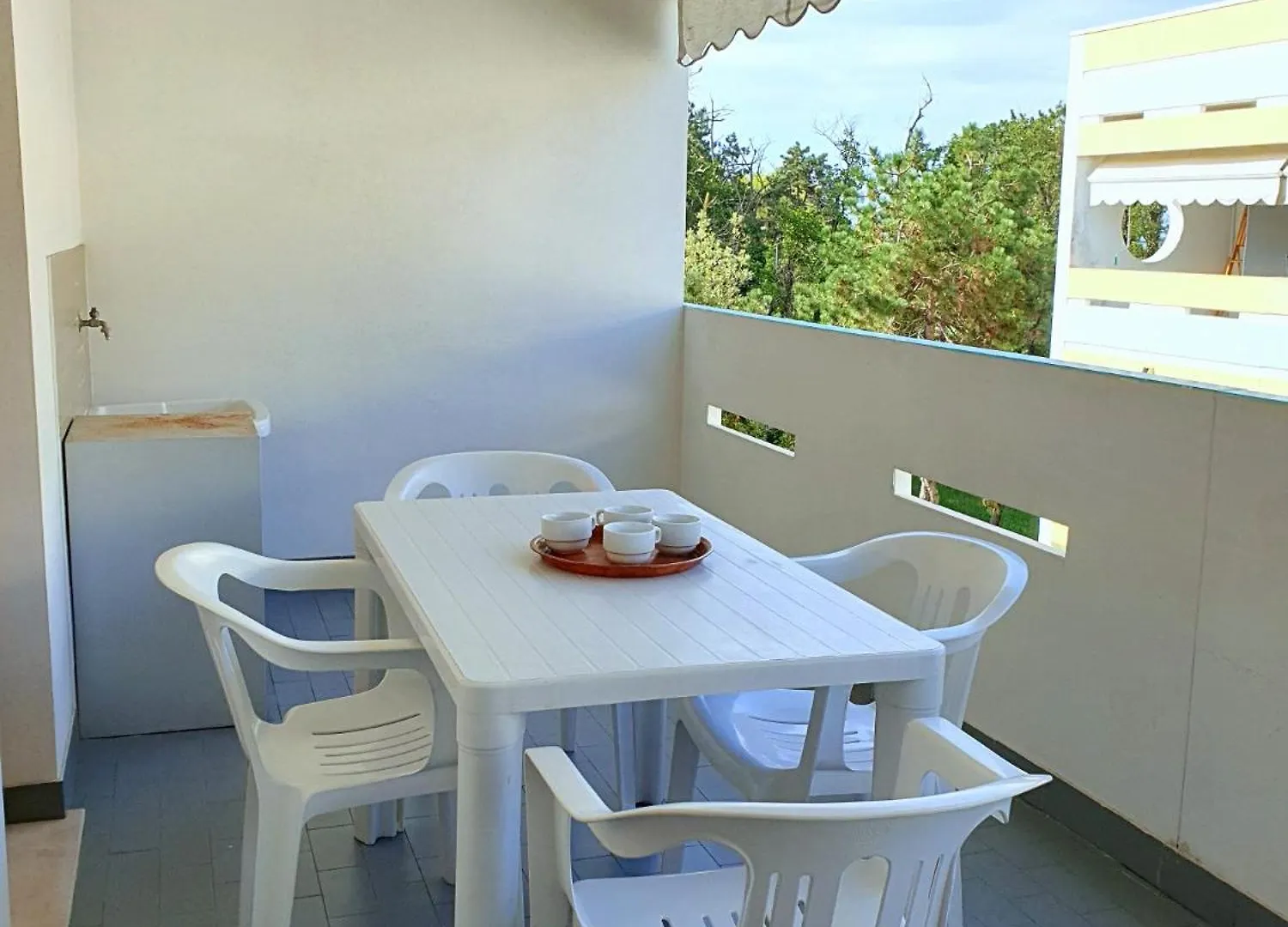 Апартаменты Delightful Seaside Flat With Ac - Beahost Бибионе