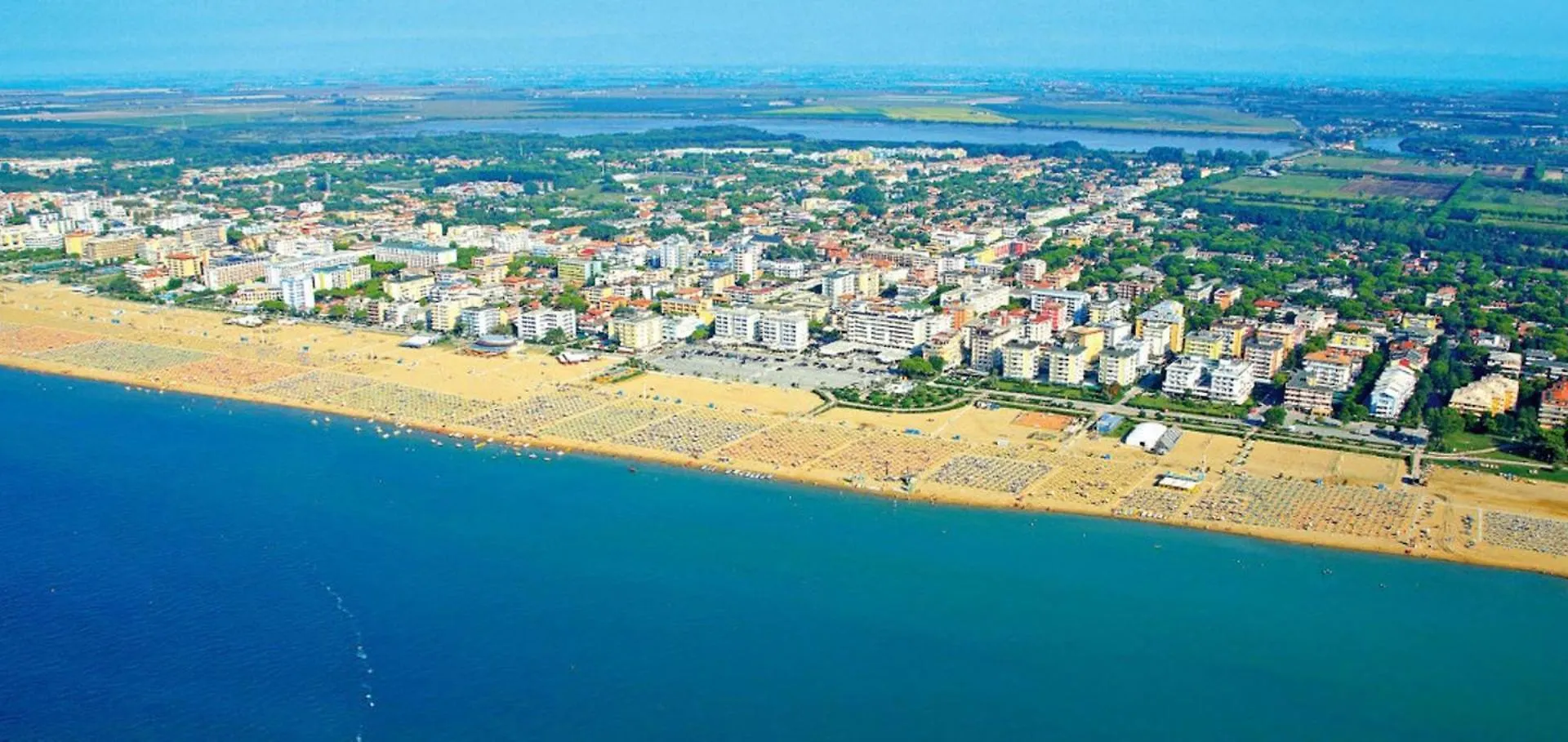Апартаменты Delightful Seaside Flat With Ac - Beahost Бибионе Италия